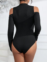 Women's Petite Sexy Floral Lace Mesh Patchwork Open Shoulder Long-Sleeved High-Neck Off Shoulder Bodysuit